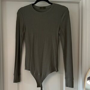 nuuds olive green waffle long sleeve bodysuit medium